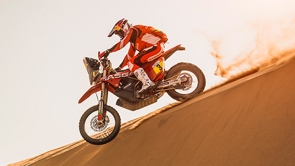 Dakar 2022 Stage 11 Results — Kevin Benavides & Carlos Sainz Claim Victory