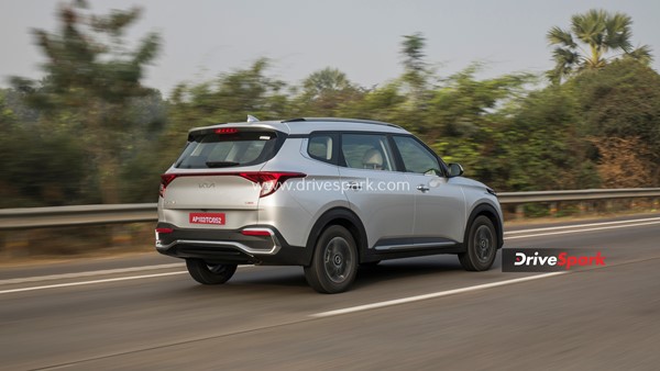 Kia Carens Review: Design, Specs, Performance, Interiors, Features, Variants, Third Row Space & Other Details