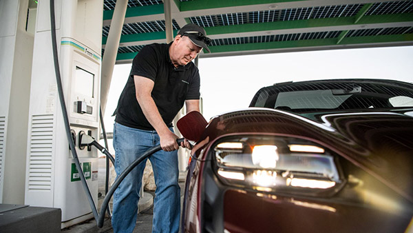 Porsche Taycan Sets New World Record For Shortest Charging Time For Cross-Country Drive