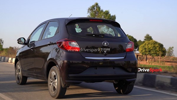 Tata Tiago CNG Review: Design, Specs, Performance, Interiors, Features, Variants & Other Details