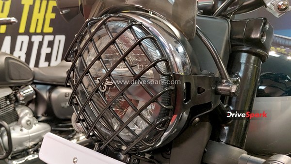 Yezdi Motorcycles First Look Review: Yezdi Roadking, Yezdi Scrambler & Yezdi Adventure Details