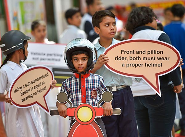 New Safety Rules For Children On Two-Wheelers In India: Helmet, Safety Harness, 40km/h Speed Mandated