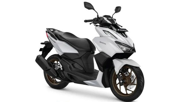 Honda Vario 160 Scooter Debuts: Competes With Yamaha Aerox 155 & Aprila SXR 160