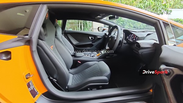 First Lamborghini Huracan Evo Fluo Capsule In India Delivered: A Father’s Gift To His Daughter