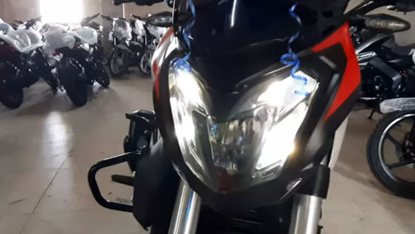 Bajaj Dominar 250 Mildly Updated: Gets New Alloy Wheels Bajaj Dominar 250 Mildly Updated: Gets New Alloy Wheels