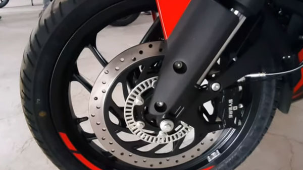Bajaj Dominar 250 Mildly Updated: Gets New Alloy Wheels Bajaj Dominar 250 Mildly Updated: Gets New Alloy Wheels
