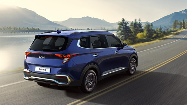 Kia Carens Records 50,000 Bookings: Top End Model In Demand