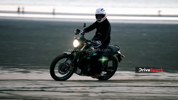 Royal Enfield Scram 411 Review: Riding Impressions, Engine Specs, Performance, Features & Details