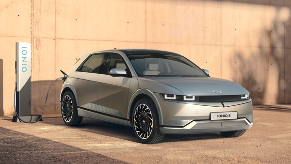 Top 5 Upcoming Electric Cars In India