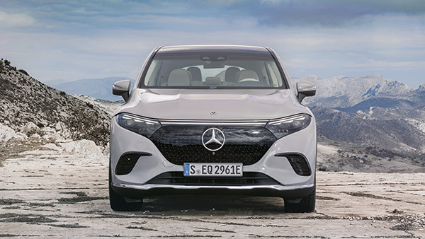 Mercedes EQS SUV Revealed With 660km Range