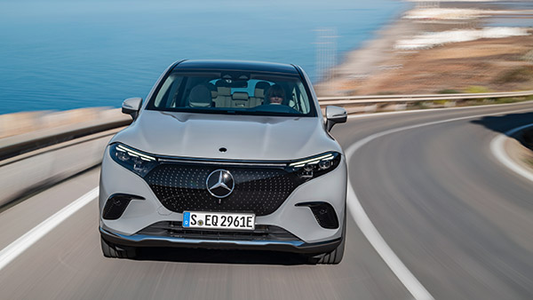 Mercedes EQS SUV Revealed With 660km Range