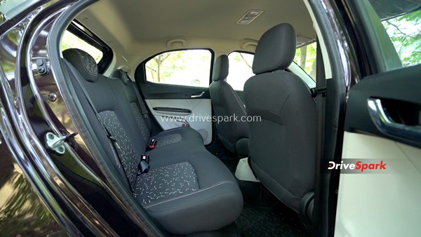 Tata Tiago Hits 4 Lakh Unit Milestone: Milestone Unit Produced At Sanand Plant