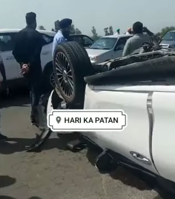 Dangers Of Installing Unbranded Alloy Wheels: Toyota Fortuner Crashes & Rolls Over Six Times Due To Broken Alloy Wheel Dangers Of Installing Unbranded Alloy Wheels: Toyota Fortuner Crashes & Rolls Over Six Times Due To Broken Alloy Wheel