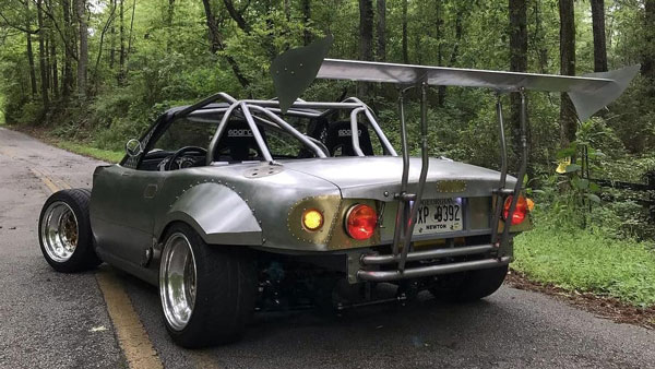 'Odd Rod' Mazda Miata MX-5 Is Absolutely Mental