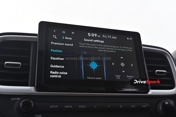 2022 Hyundai Venue Review: Design, Specs, Performance, Interiors, Features, & Other Details