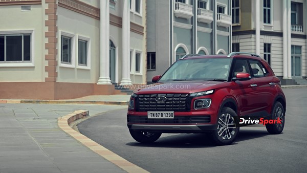 2022 Hyundai Venue Review: Design, Specs, Performance, Interiors, Features, & Other Details