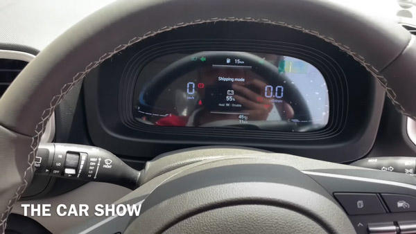 2022 Hyundai Venue Top Model Exterior & Interior Spied