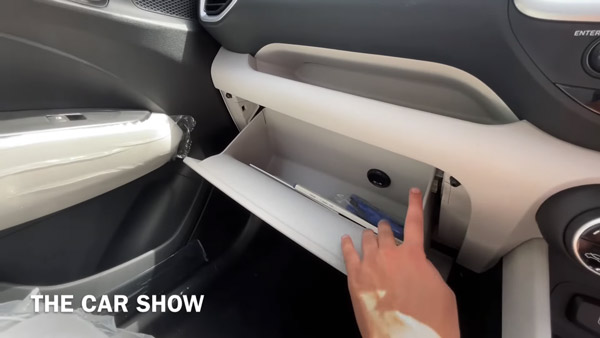 2022 Hyundai Venue Top Model Exterior & Interior Spied