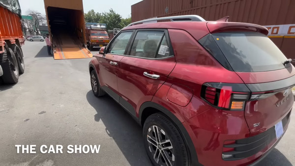 2022 Hyundai Venue Top Model Exterior & Interior Spied