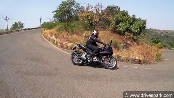 Bajaj Teases Black Colour Option On The Pulsar 250: Eclipse Edition?