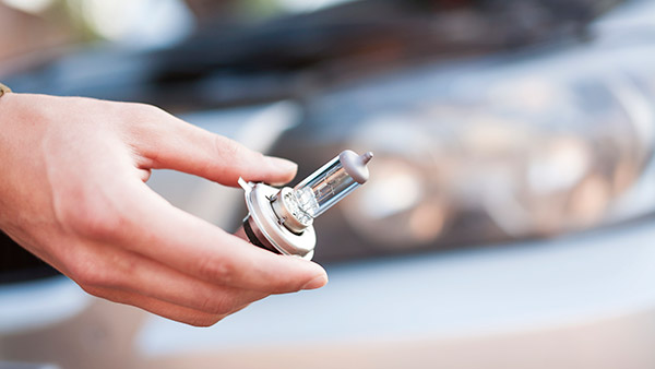 Here’s Step-By-Step Guide To Replace Headlight Bulbs