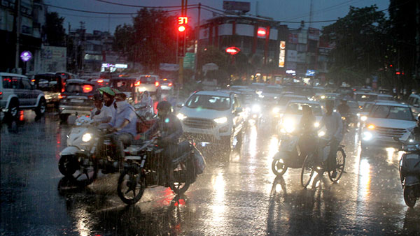 10 Monsoon Driving Tips You Should Follow 