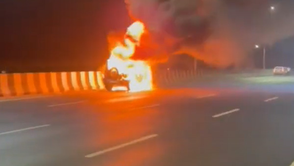 Mahindra Thar Catches Fire While Driving: Video Shows Mahindra Thar Burning In A Fireball