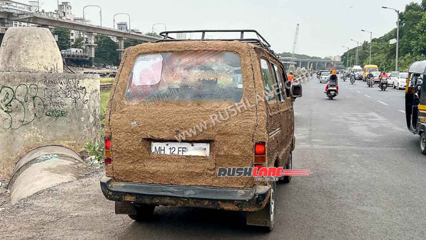 Pune Man Comes Up With ‘Unique’ Solution To Beat The Heat Inside Car - Cow Dung Wrap