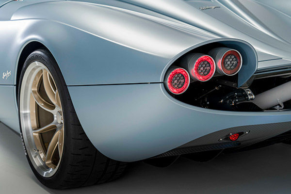 €7 Million Pagani Huayra Codalunga Revealed 