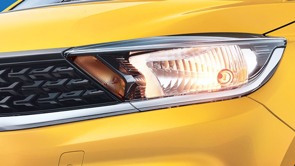 Here’s Step-By-Step Guide To Replace Headlight Bulbs