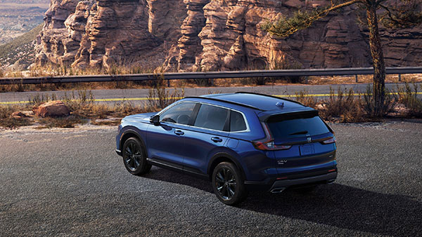 Sixth-Gen Honda CR-V SUV Arrives With Hybrid Powertrain & Revised Design Sixth-Gen Honda CR-V SUV Arrives With Hybrid Powertrain & Revised Design