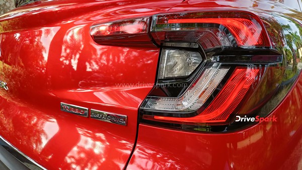 2022 Renault Kiger Review: Design, Specs, Performance, Interiors, Features, New Colours & Other Details