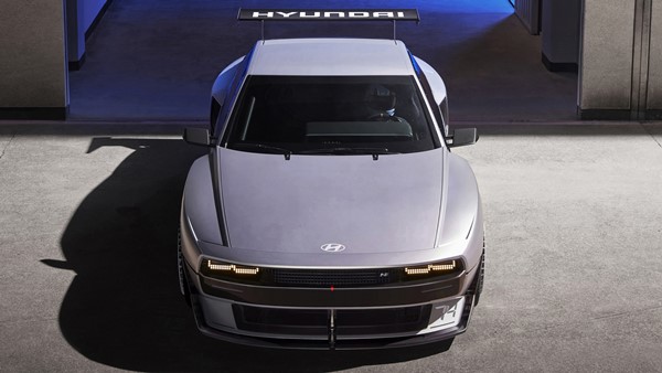 Hyundai N Vision 74 Concept Is A Hydrogen-Powered Retro Muscle Car 