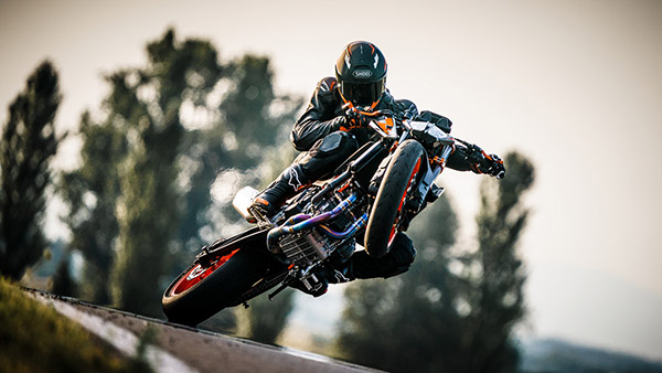 2023 KTM Duke 200 Spied Testing - Major Upgrades Introduced