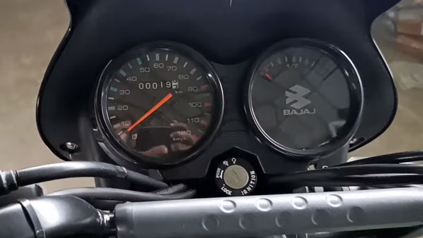 Bajaj CT125X Spotted At Dealership - Rivals Honda Shine, Hero Super Splendor & More