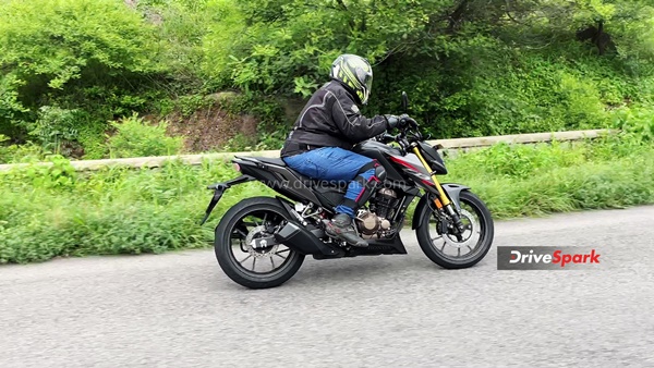 Honda CB300F First Ride Review - Aggressive Fighter Neutered By Head Scratching Price Tag