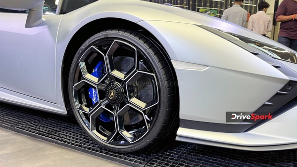 Lamborghini Huracan Tecnica Launched At Rs 4.04 Crore - 631bhp RWD Lunatic