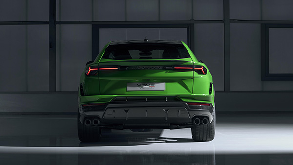 Lamborghini Urus Performante Revealed At Monterey Car Week - Super SUV Gets Crazier