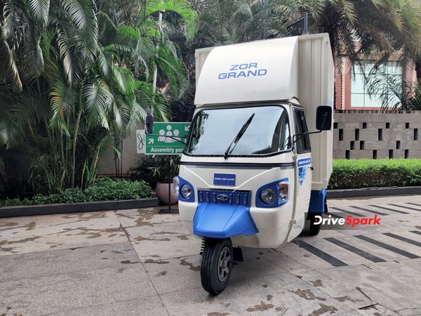 Mahindra Zor Grand Electric 3-Wheeler Launched In India At Rs 3.60 Lakh Mahindra Zor Grand Electric 3-Wheeler Launched In India At Rs 3.60 Lakh