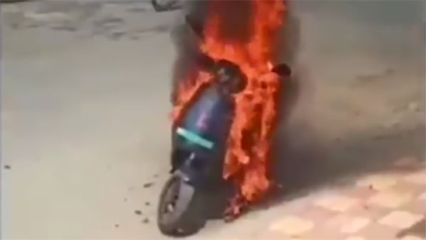 Electric Scooter Fire Incidents Will Mature EV Industry Says Ather Energy CEO: Here’s Why