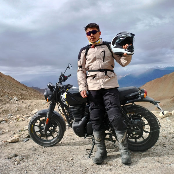 Royal Enfield Hunter 350 Spotted At Khardung La Within A Week From Its Launch In India