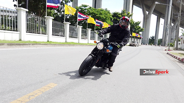 Royal Enfield Hunter 350 First Ride Review - New Age Shikari On The Prowl In Bangkok