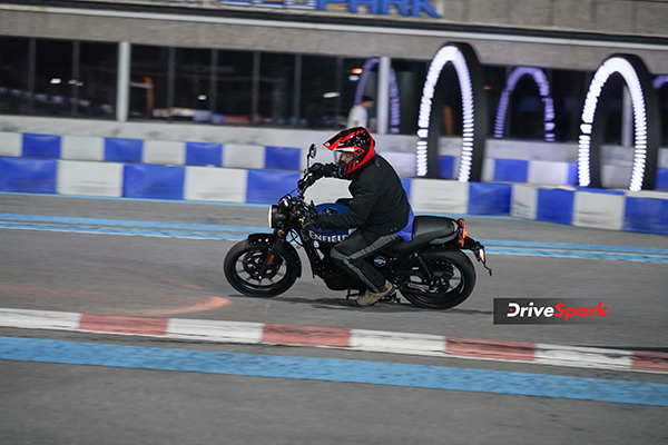 Royal Enfield Hunter 350 First Ride Review - New Age Shikari On The Prowl In Bangkok
