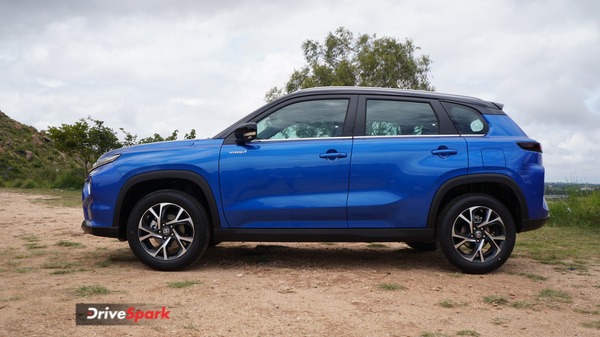 Toyota Urban Cruiser Hyryder First Drive Review - Almost A Euphoric KO Entrance