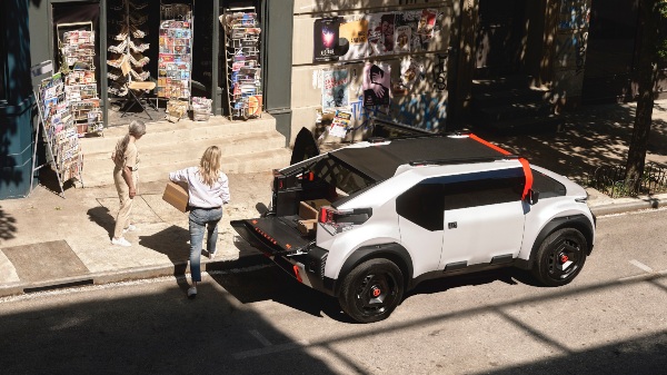The Citroen Oli Is A Radical, Lightweight EV From The Future That Embodies French Quirkiness