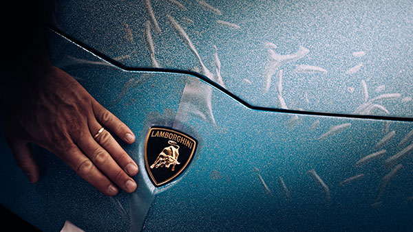 Last Naturally Aspirated V12 Lamborghini Rolls Off Production Line - End Of An Era