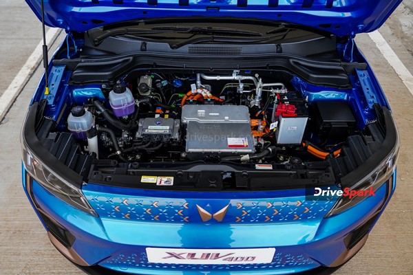 Mahindra XUV400 First Drive Review - The Dawn Of An Electric Revival? Mahindra XUV400 First Drive Review - The Dawn Of An Electric Revival?