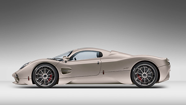 The Pagani Utopia - More Powerful & Lighter Than Huayra The Pagani Utopia - More Powerful & Lighter Than Huayra