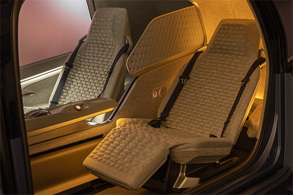 The Volkswagen Gen.Travel Is A Look Into Our Relaxing Autonomous Future