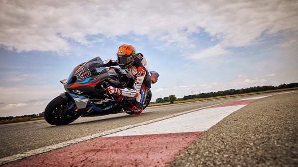 New BMW M 1000 RR Revealed With Aero Upgrades & 314km/h Top Speed